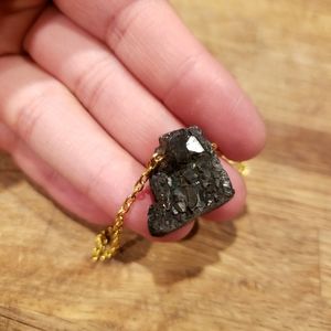 Handmade Precious Black Crystal Stone Necklace